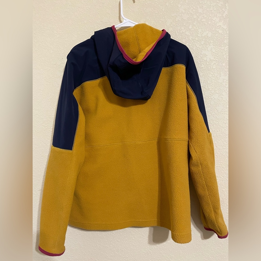 Women’s XL Cotopaxi Fleece Jacket